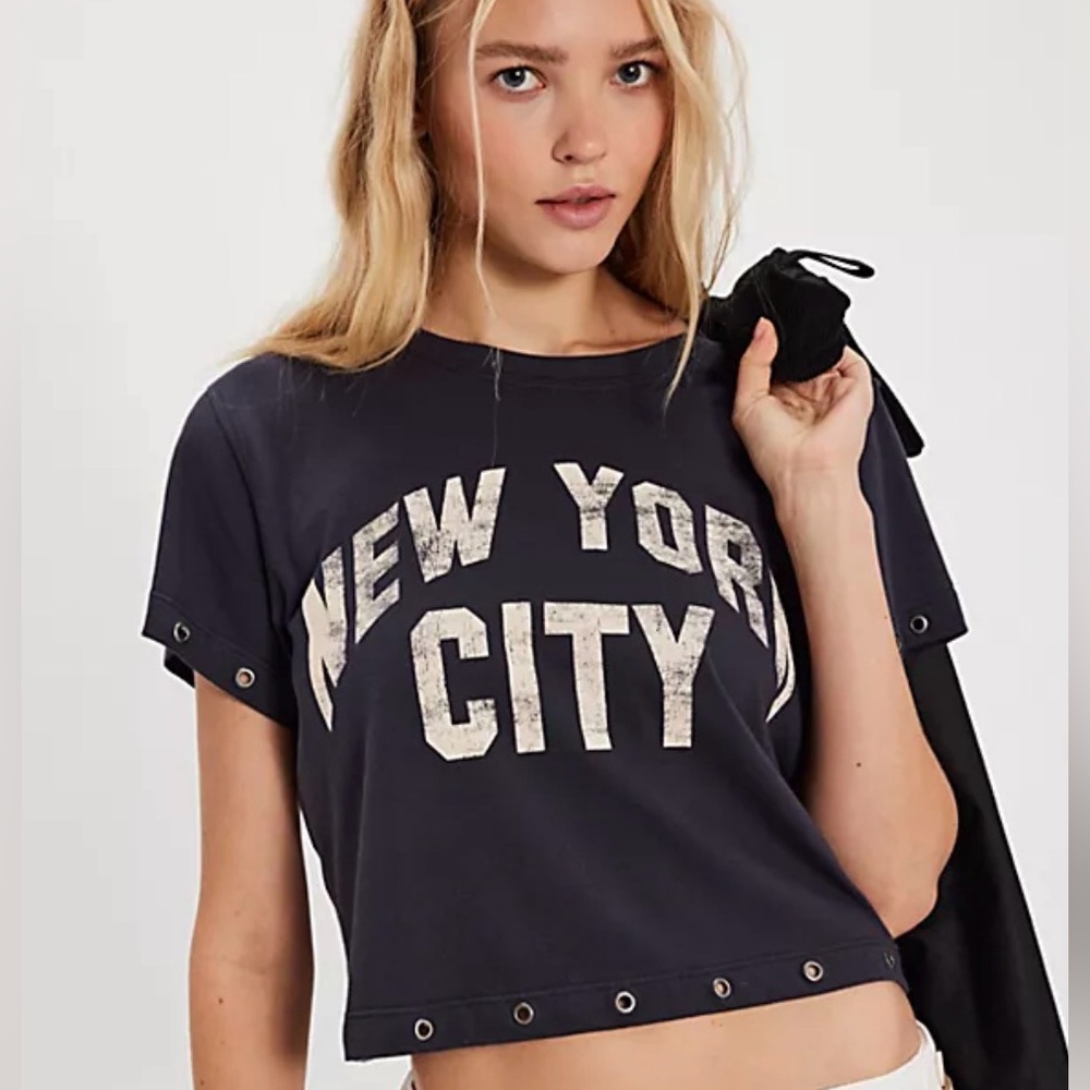 NWT Tricia Fix x Free People Noir Grommet Crop Tee Size Medium